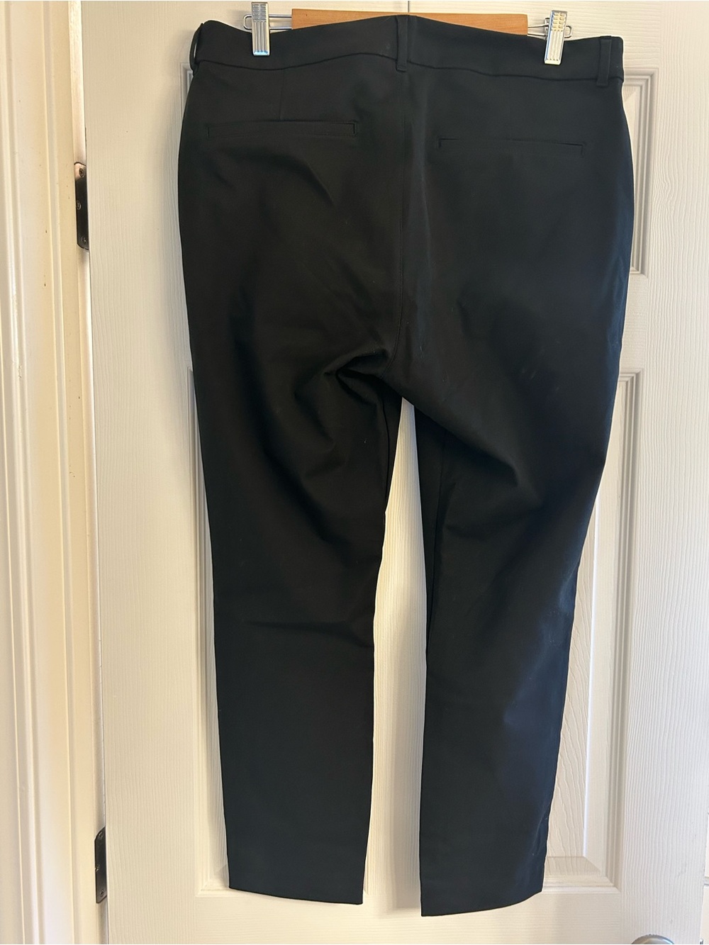 Old Navy Women’s high rise pixie ankle pant - Picture 2 of 5